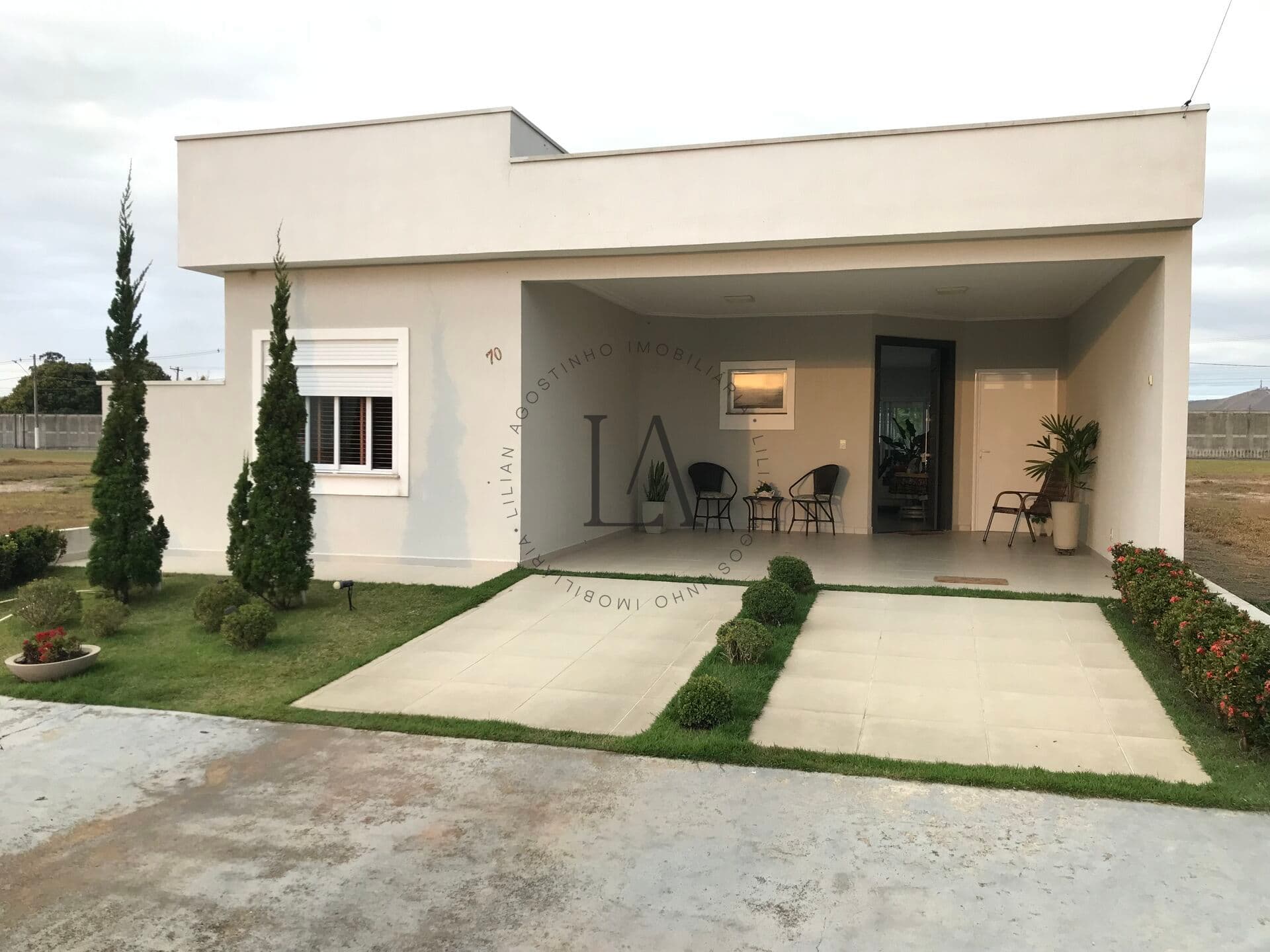 Casa em Condomínio no Residencial Califórnia com 3 dormitórios