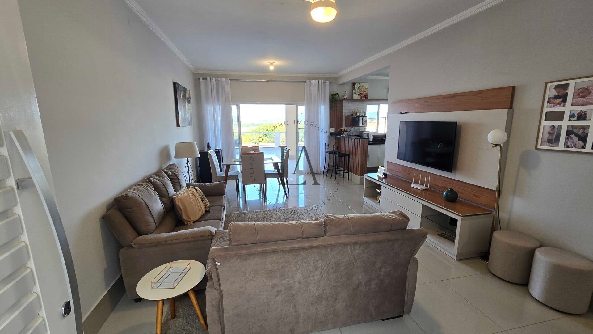 Casa em Residencial Coopemi I, Guaratinguetá/SP com 03 dormitórios 01 suite