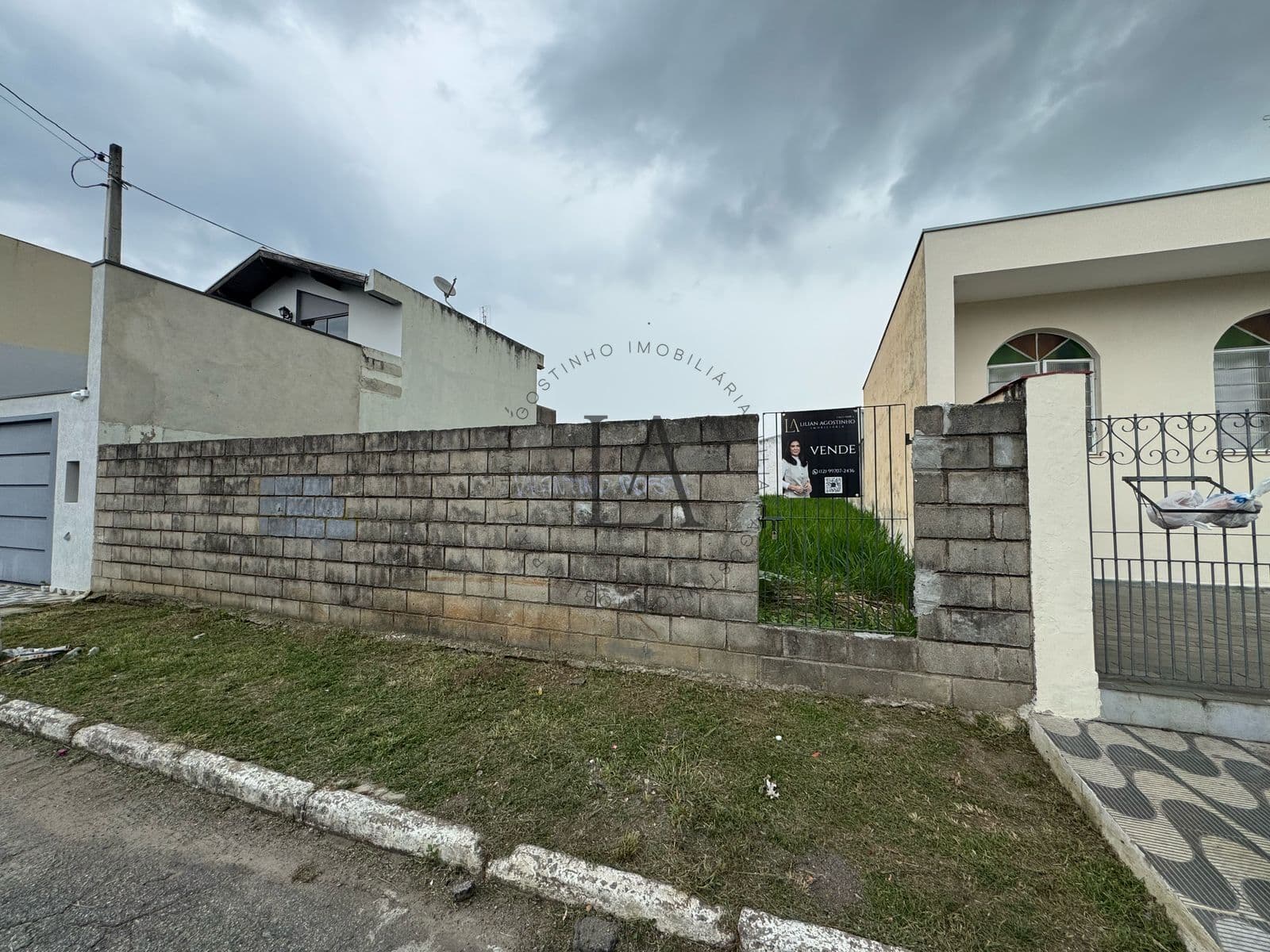 Terreno em Vila Comendador Rodrigues Alves, Guaratinguetá/SP