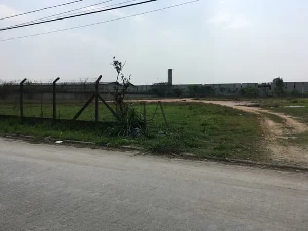 Área Comercial a venda em Guaratinguetá na Estrada Velha Guará x Lorena