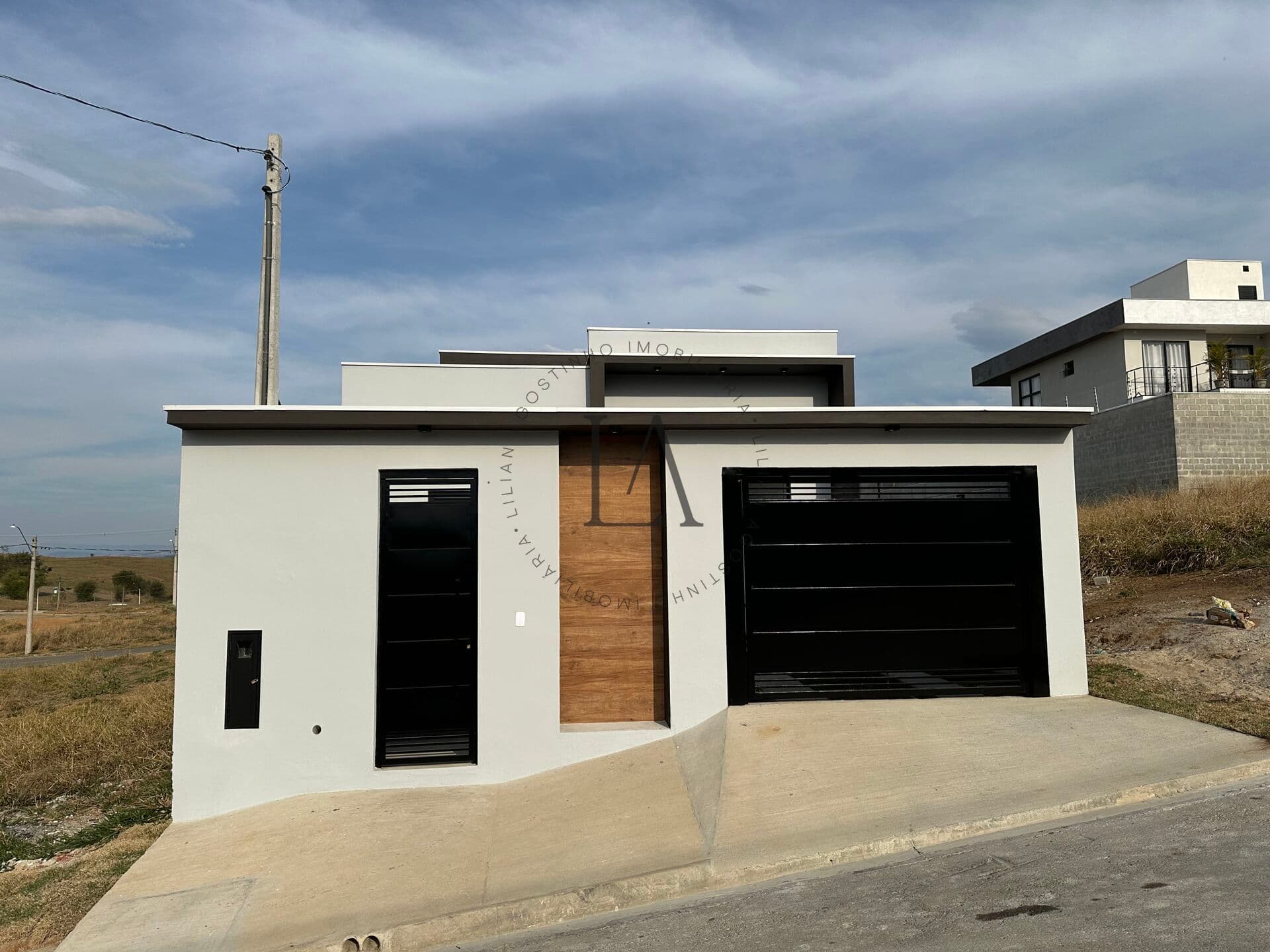 Casa em Guaratinguetá - Residencial Jardim das Figueiras