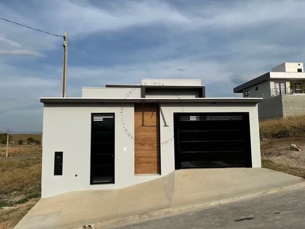 Casa em Guaratinguetá - Residencial Jardim das Figueiras