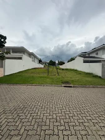 Terreno em Condomínio fechado
