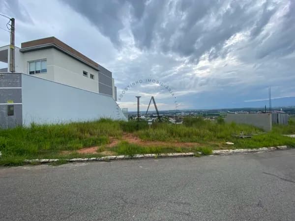 Terreno Lote em Village Mantiqueira, Guaratinguetá/SP