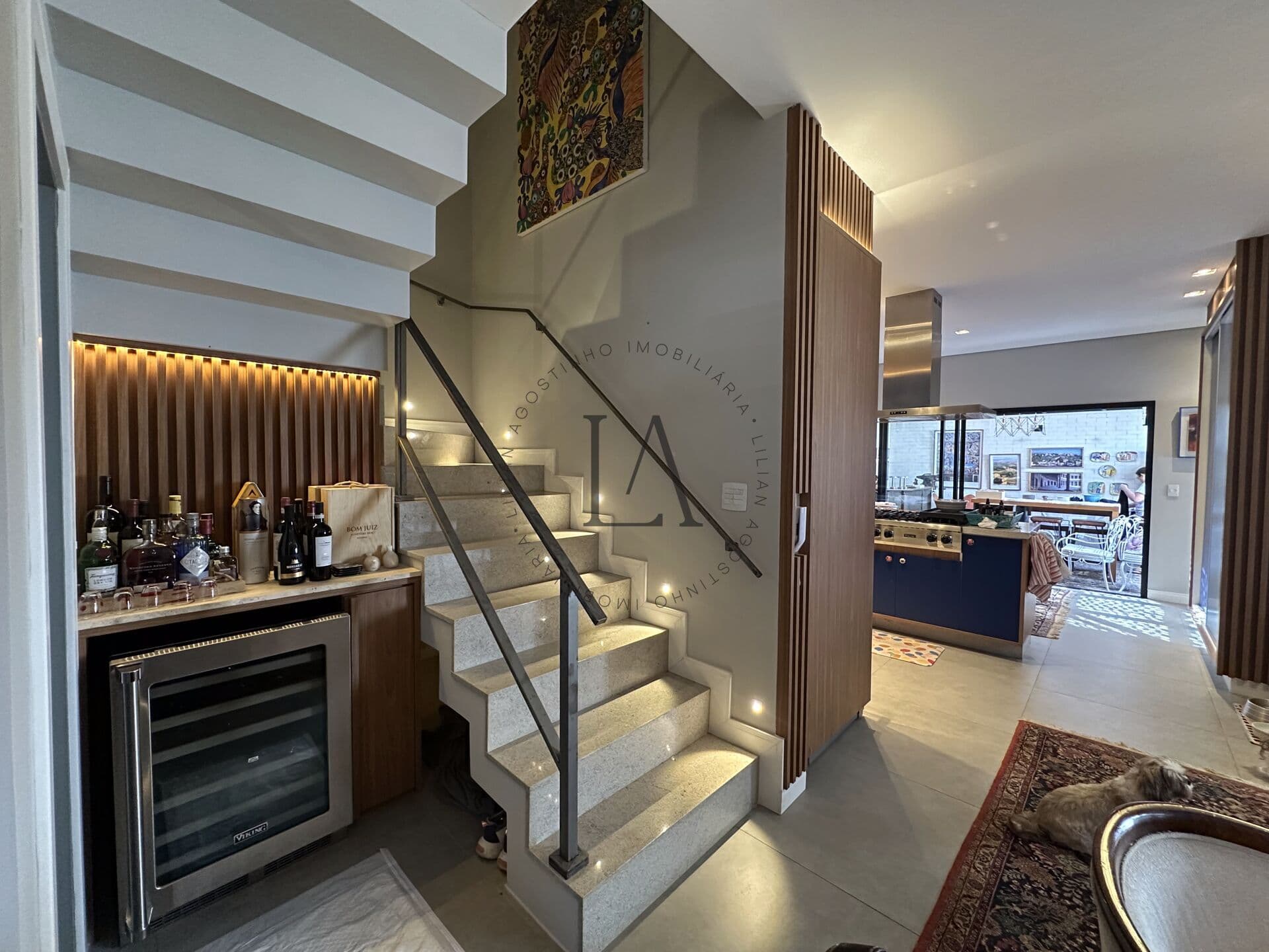 Casa Contemporânea em Condomínio