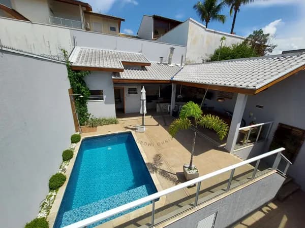 Casa com 3 suítes e escritório no Portal das Colinas em Guaratinguetá - SP