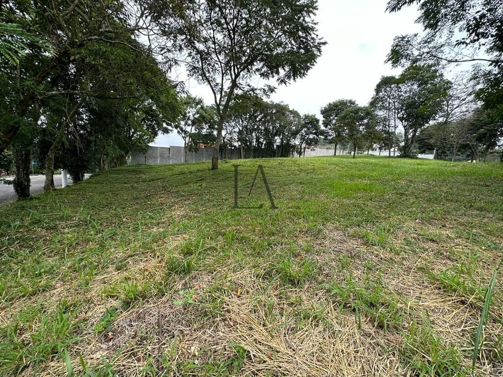 Terreno a venda em Guaratinguetá no Condomínio Jardim Perola