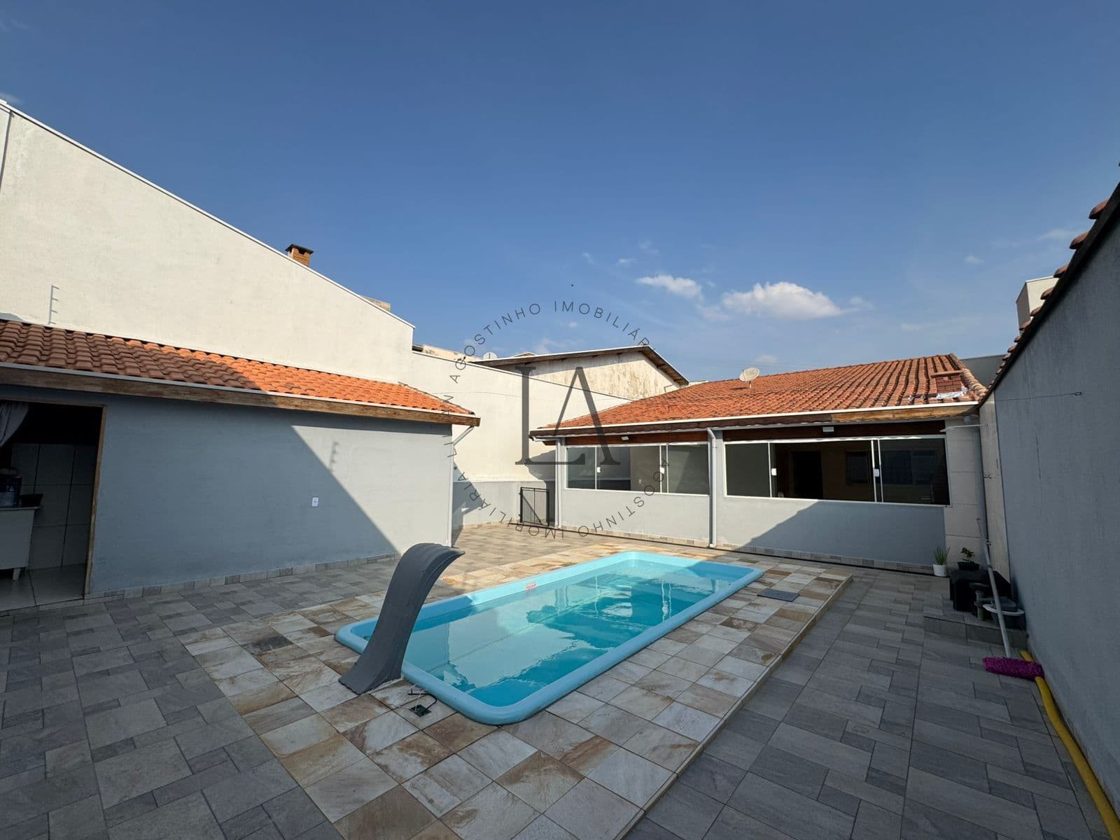 Casa em Residencial Village Santana, Guaratinguetá/SP