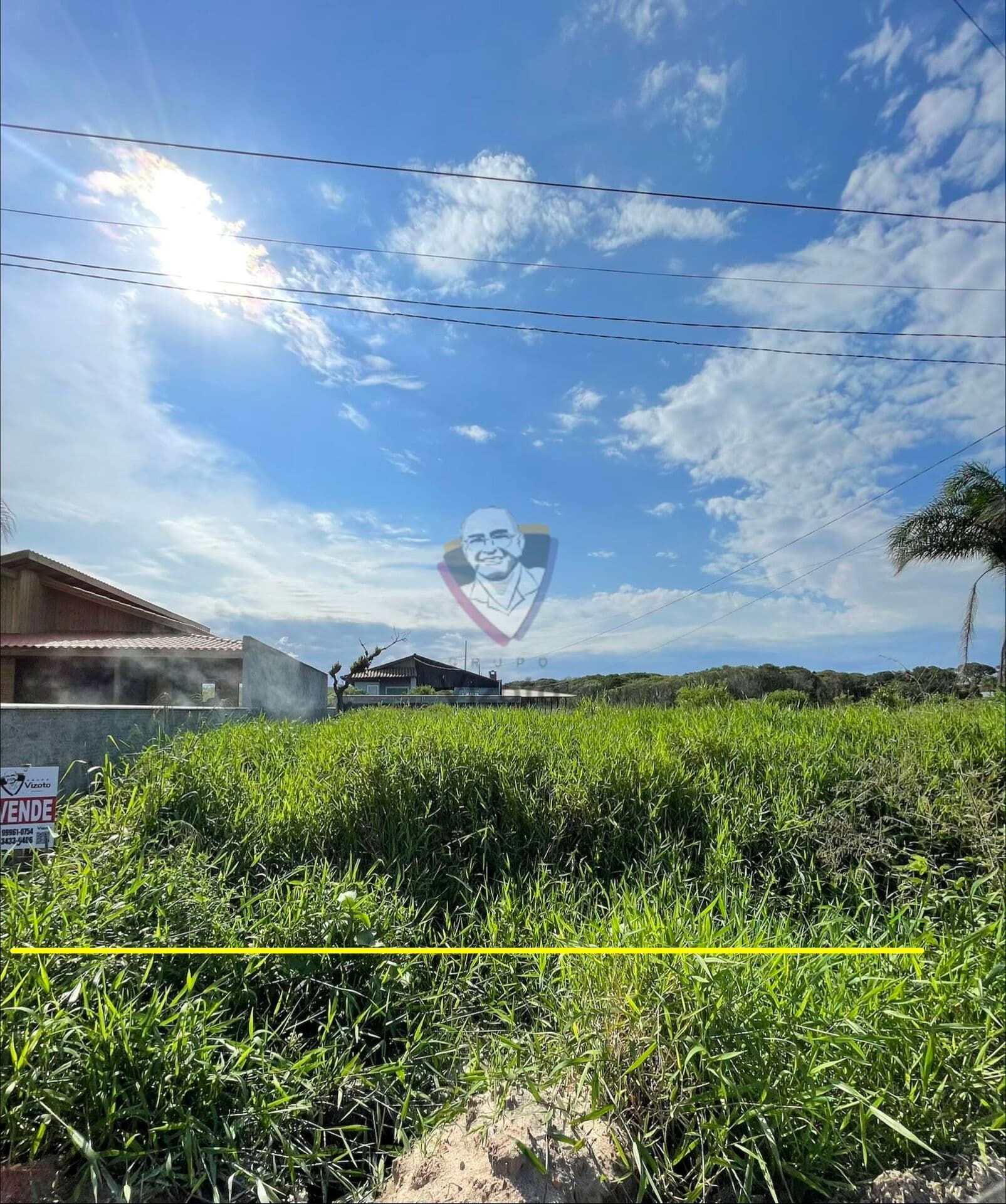 LOTE A 200m DO MAR