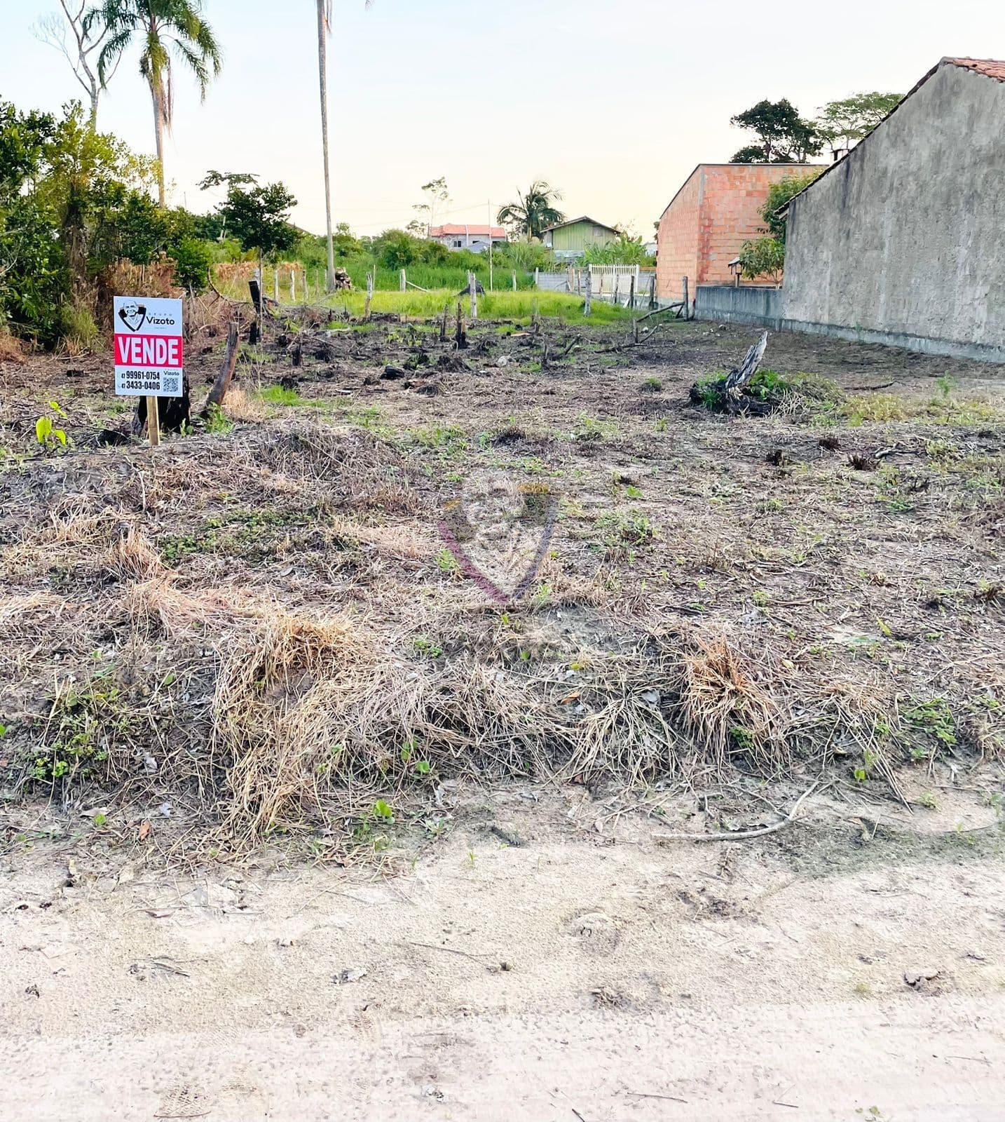 Lote/Terreno em São Francisco do Sul - Ervino