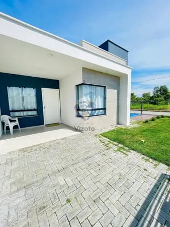 Casa em São Francisco do Sul - Ervino