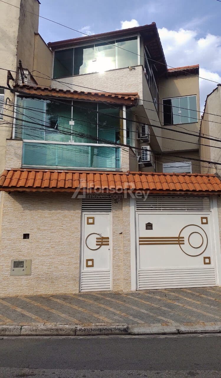 Casa de 02 dormitórios