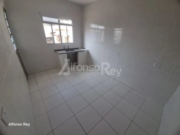 Casa de 01 dormitório