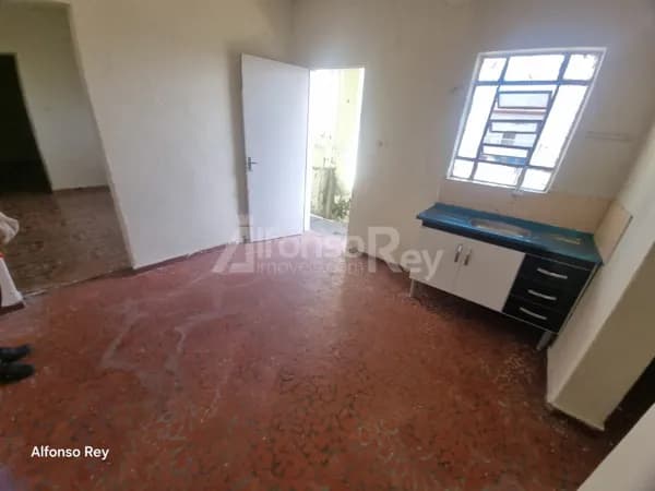 Casa de 01 dormitório