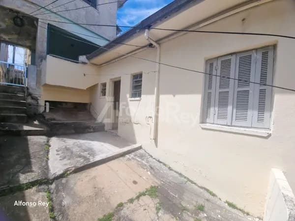 Casa de 01 dormitório