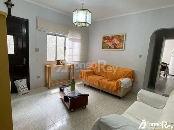 Sobrado com 02 casas