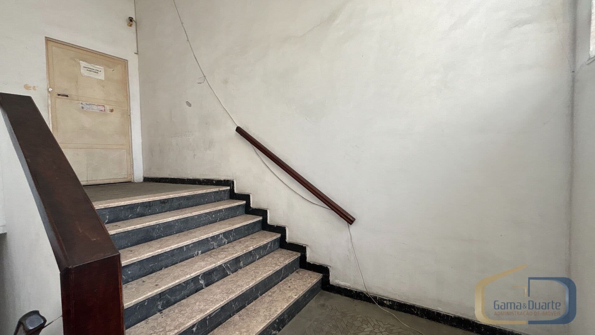 Excelente Sobreloja de 343m² na Rua Visconde do Rio Branco.