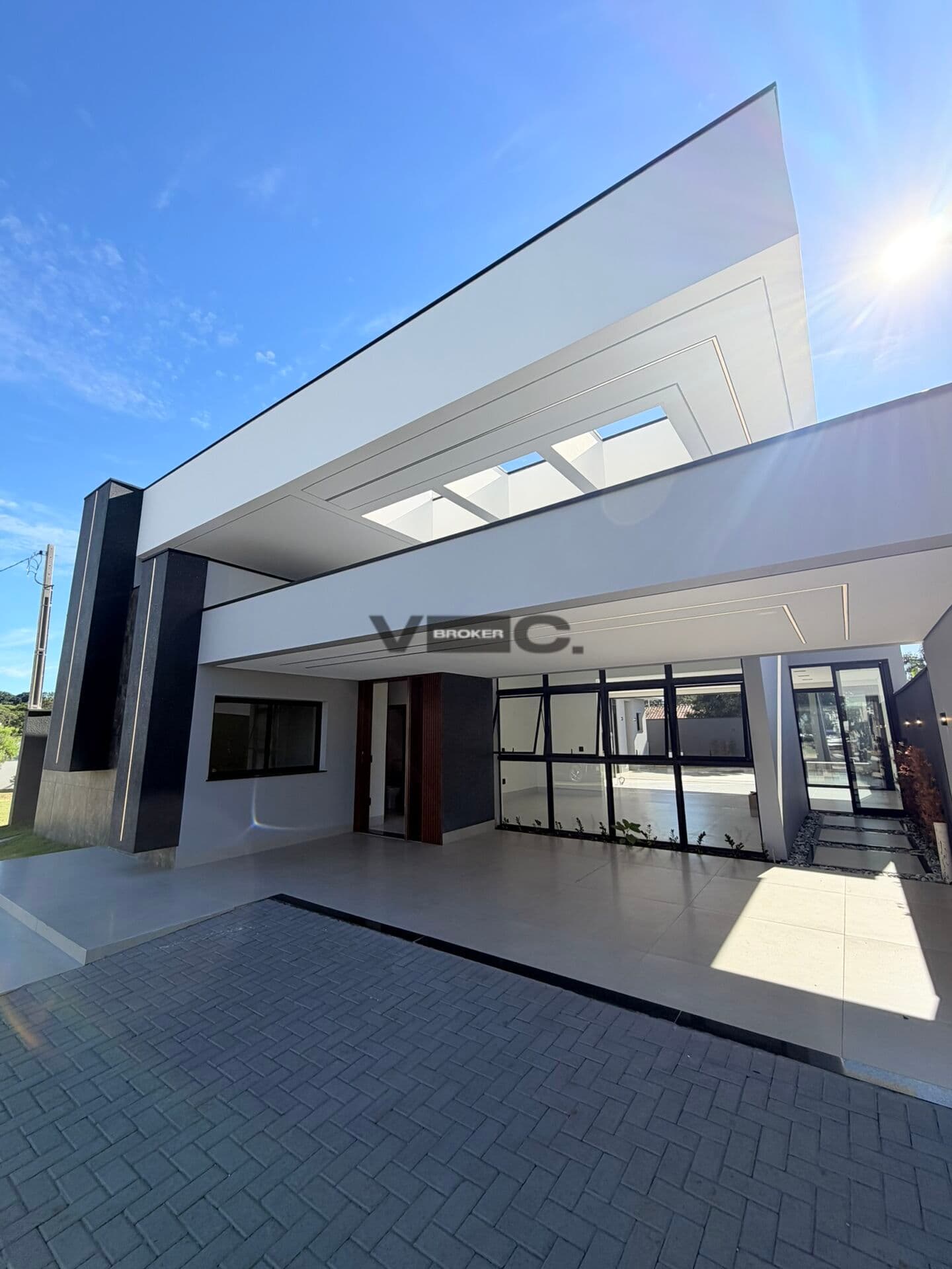 Casa alto padrão à venda em Maringá/PR
