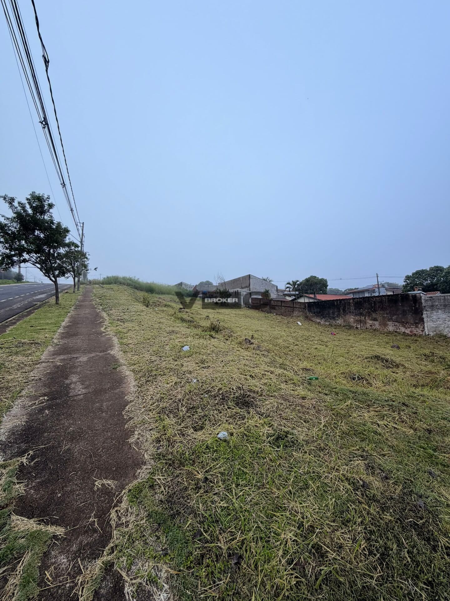 Terreno comercial na Av. Nildo Ribeiro