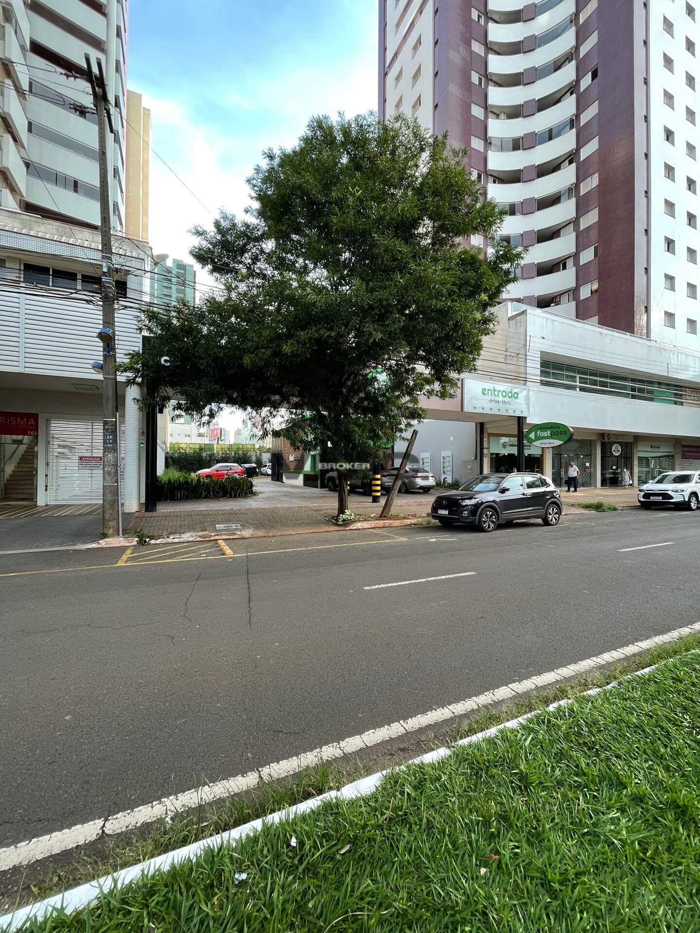 Terreno comercial no Novo Centro em Maringá/PR