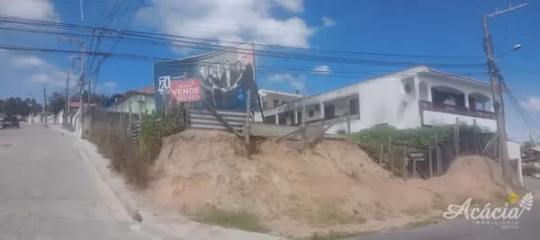 Excelente oportunidade de investimento! Com uma área total de 501