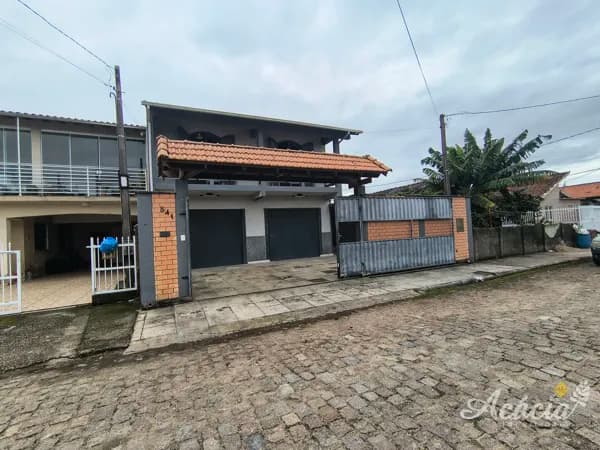 Casa em Tubarão - Santo Antônio de Pádua