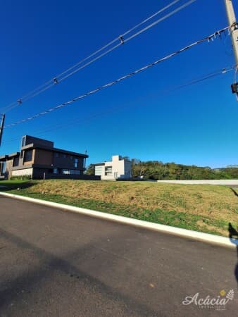 Terreno em Condomínio - RESIDENCIAL QUINTA DO LAGO