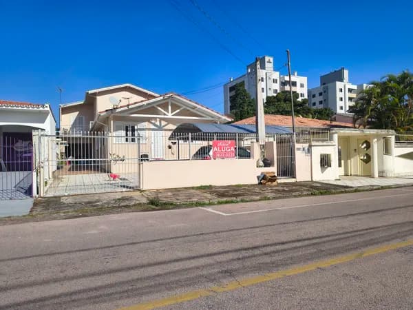 Casa Alvenaria para Aluguel em Dehon Tubarão-SC