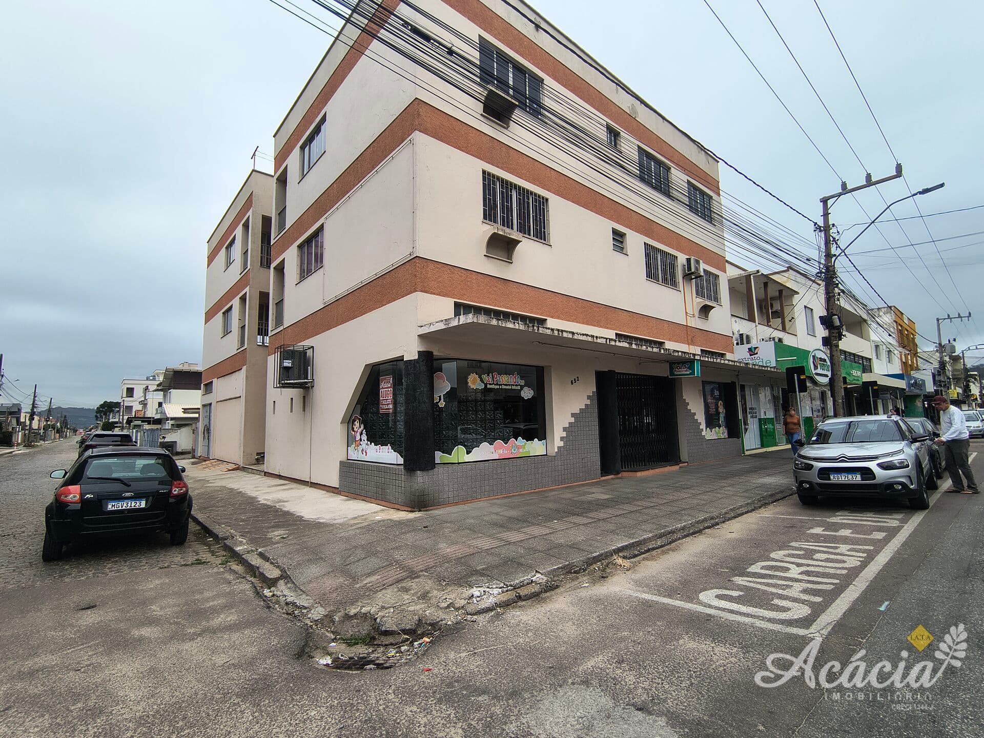 Sala/Conjunto em Tubarão - Oficinas