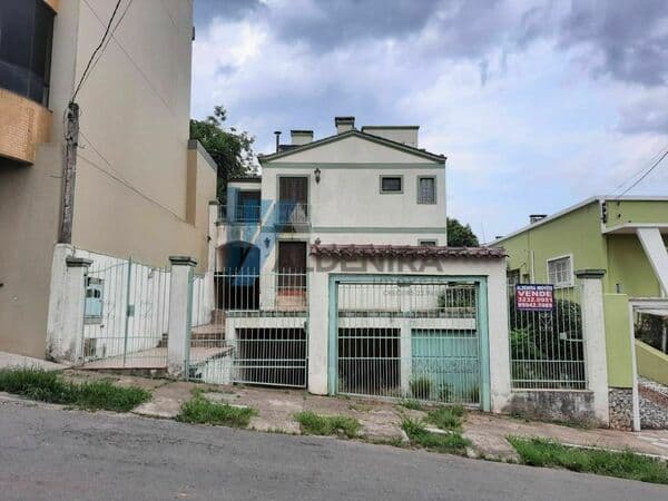 Sobrado em São Gabriel - Centro