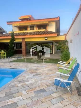 Casa alto padrão maravilhosa à 50m do mar