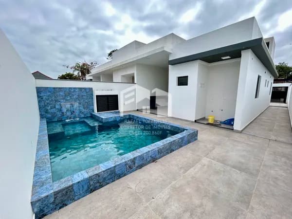 Linda casa com fino acabamento