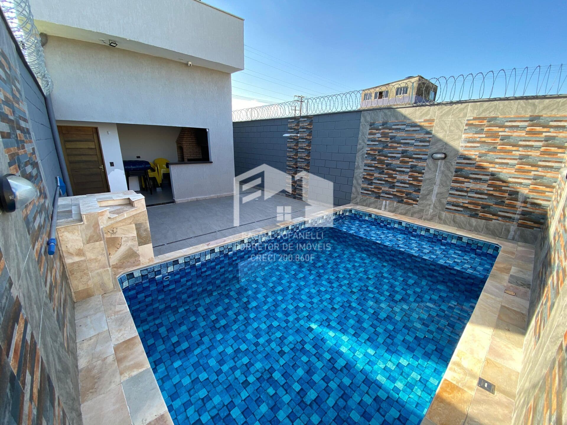 Casa porteira fechada