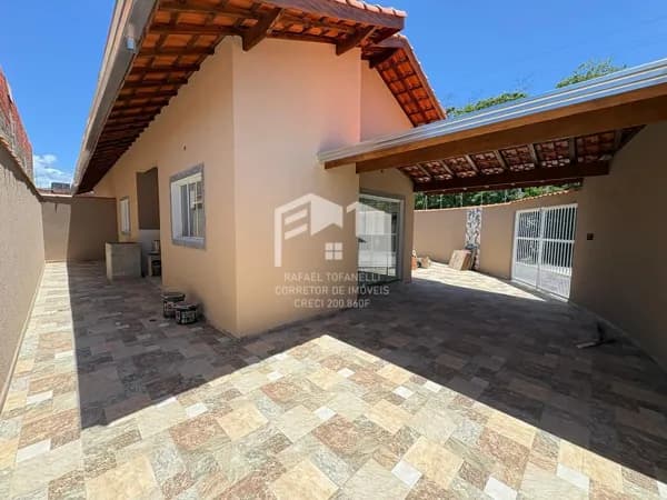 Linda casa próxima a praia