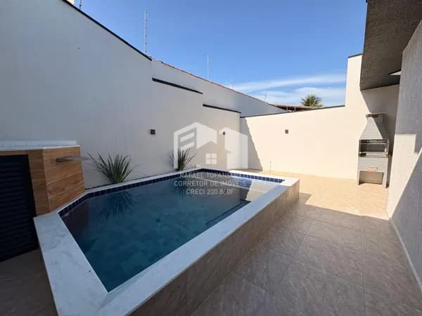 Casa em condominio frente mar