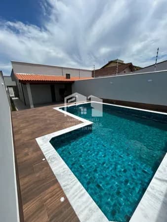 Linda casa com acabamento de qualidade