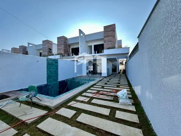 Linda casa alto padrão frente mar