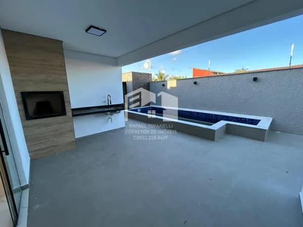 Linda casa próxima à praia