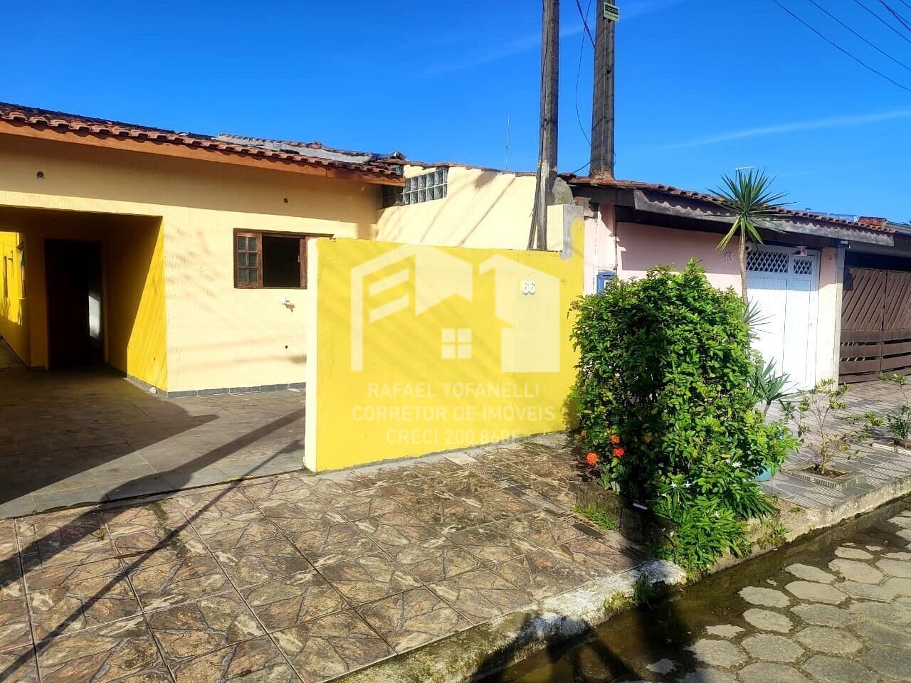 Casa em condomínio em Itanhaém