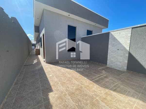 Casa com lazer completo em excelente bairro