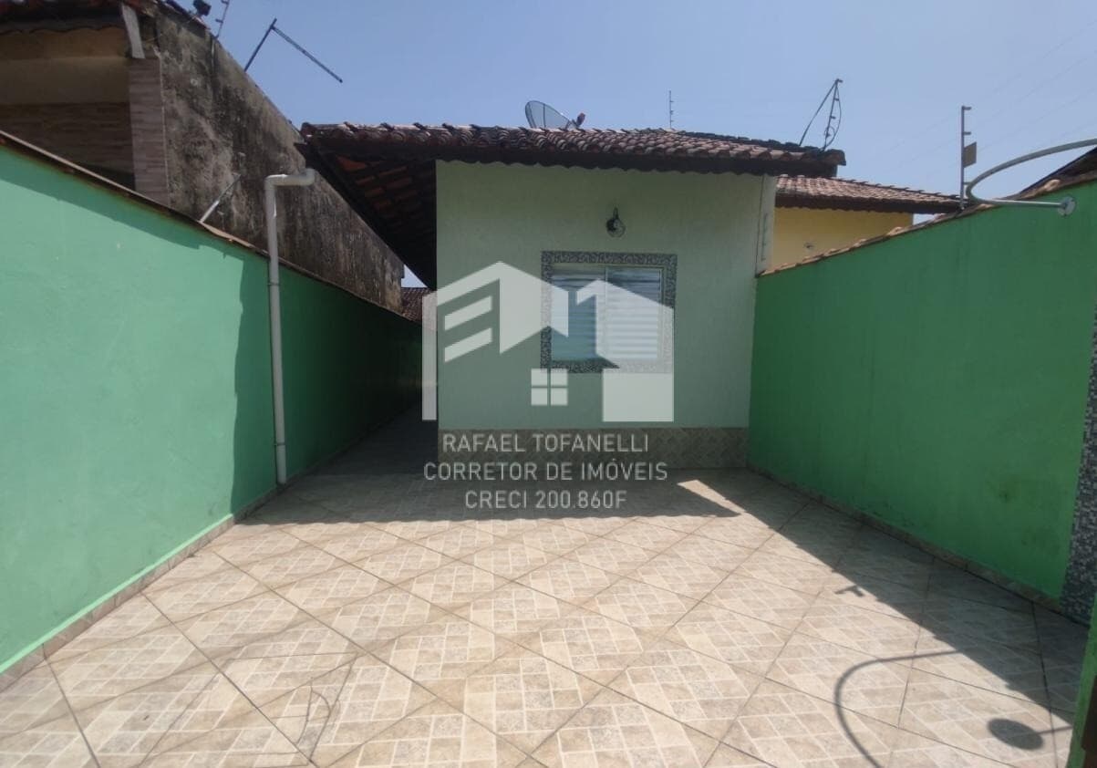 Casa em excelente bairro de Itanhaém