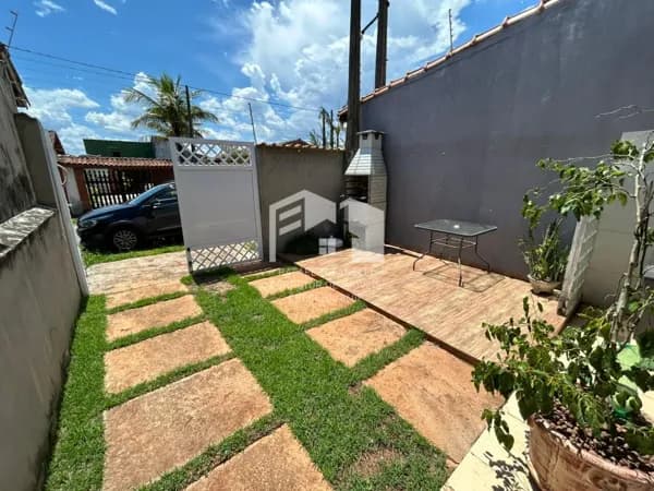 Linda casa com acabamento de qualidade