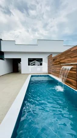 Casa no jardim Cibratel II à 500 metros do mar