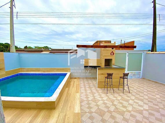 Linda casa com 3 dormitórios