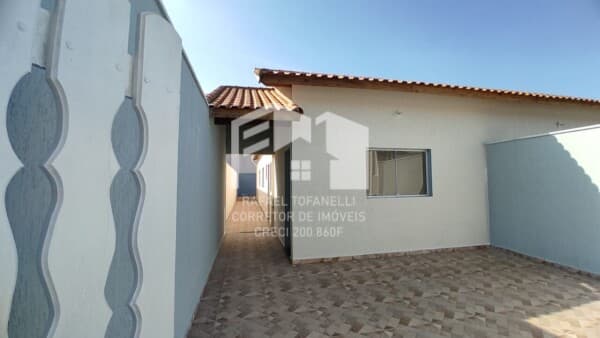 Casa com lazer completo em excelente bairro de Itanhaém