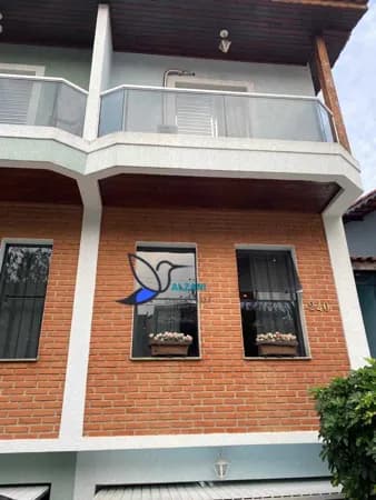 Sobrado 3 dormitórios, sendo uma suíte com armários, ar-condicionado, 5 vagas de garagem para venda no bairro Vila Nova Mazzei - São Paulo/SP