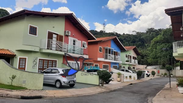 Sobrado em condomínio fechado à venda no bairro Horto Florestal - São Paulo/SP