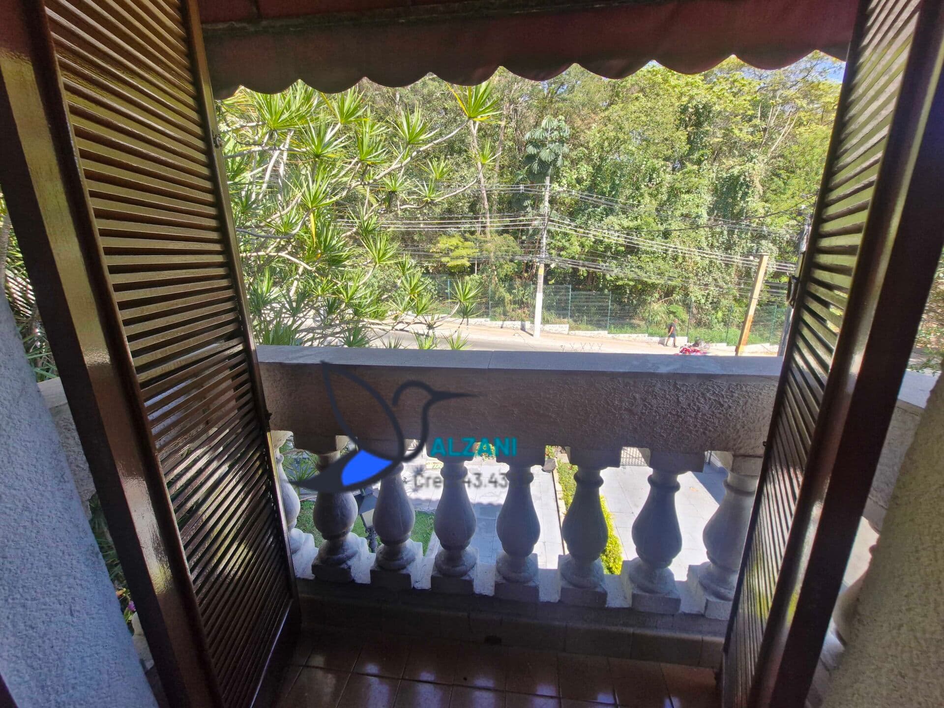 Sobrado requintado impecável, 3 dormitórios 1 suíteà com closet e sauna, 3 salas, 1 escritório, 4 vagas venda venda no bairro Horto Florestal - São Paulo/SP