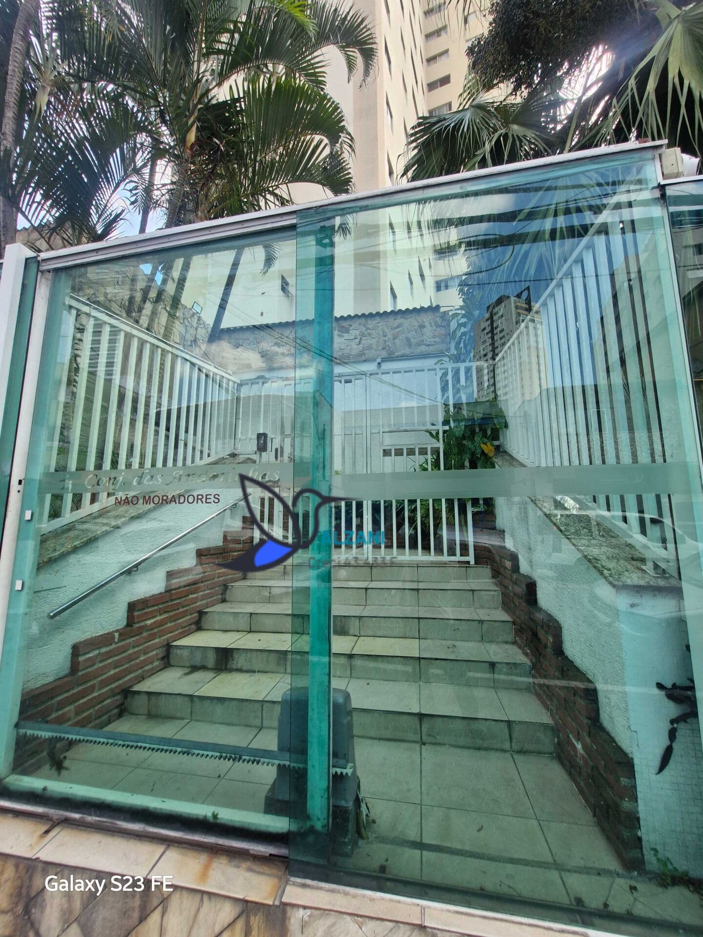 Apartamento primeiro andar, 2 dormitórios, 1 vaga livre à venda no bairro Parada Inglesa - São Paulo/SP