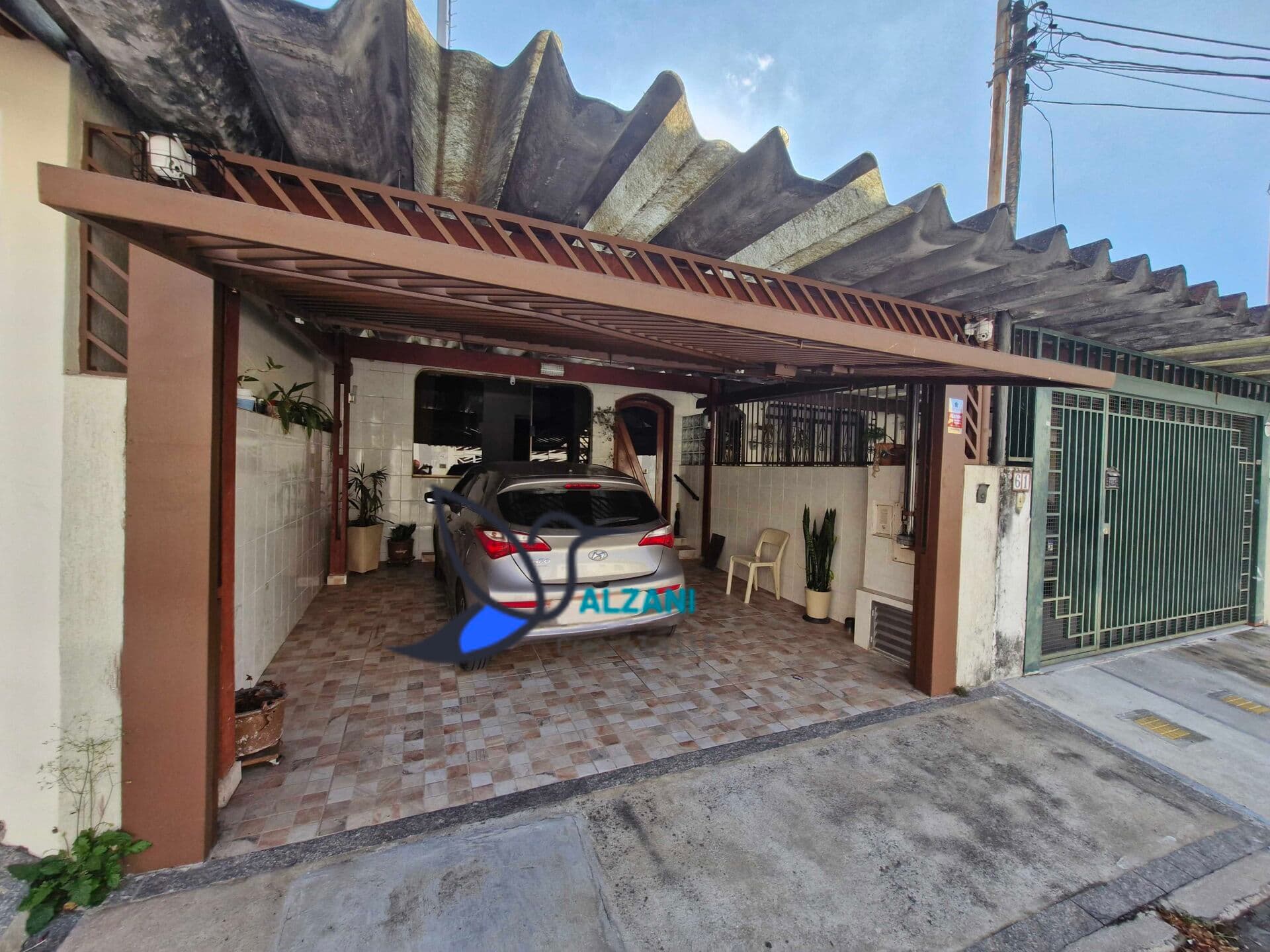 Sobrado 3 dormitórios, cozinha planejada, quintal com churrasqueira, 2 vagas à venda no bairro Tremembé - São Paulo/SP